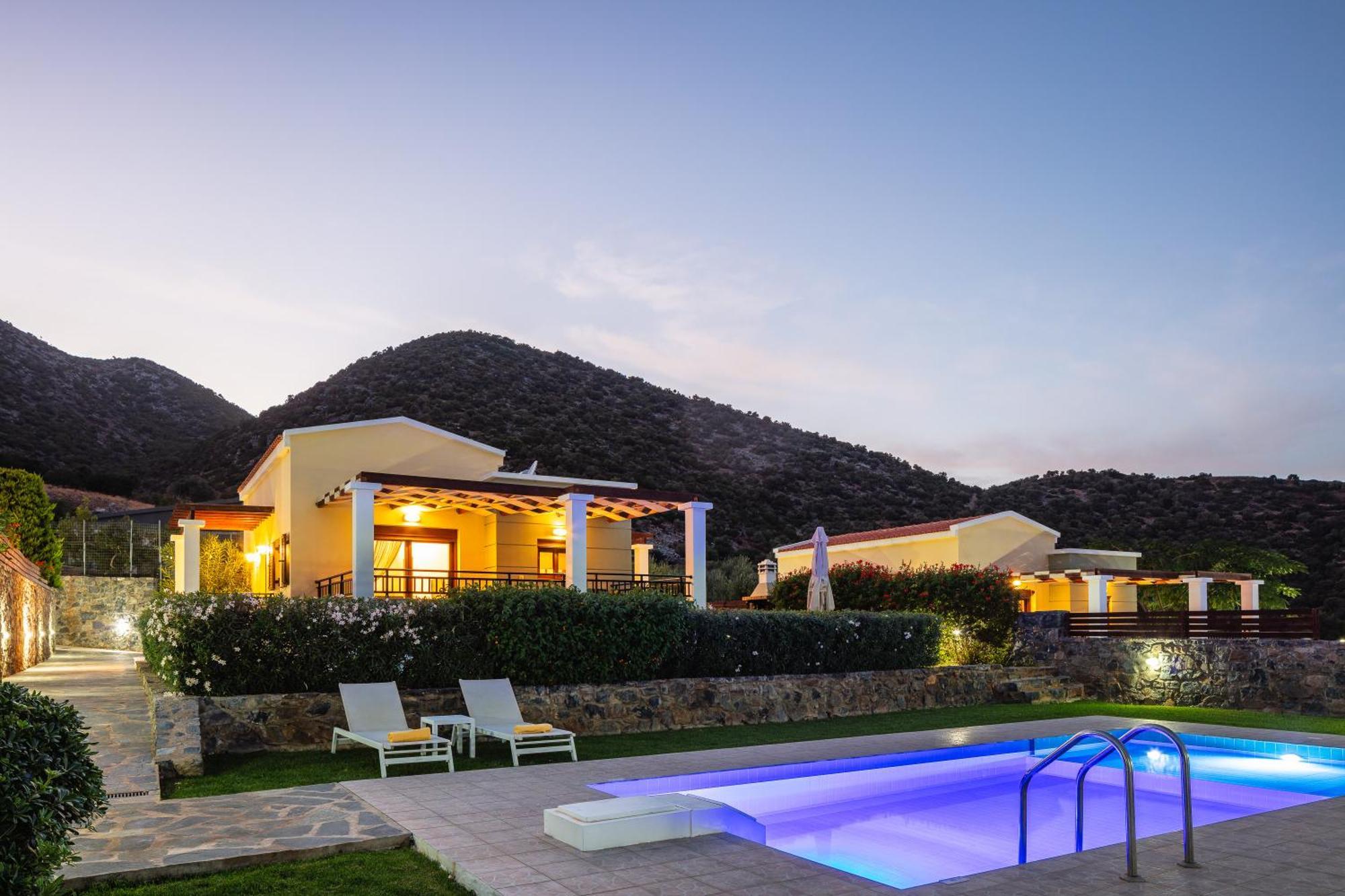 Real Dream Villas, Cretan Gems With Seaviews, By Thinkvilla Bali  Εξωτερικό φωτογραφία